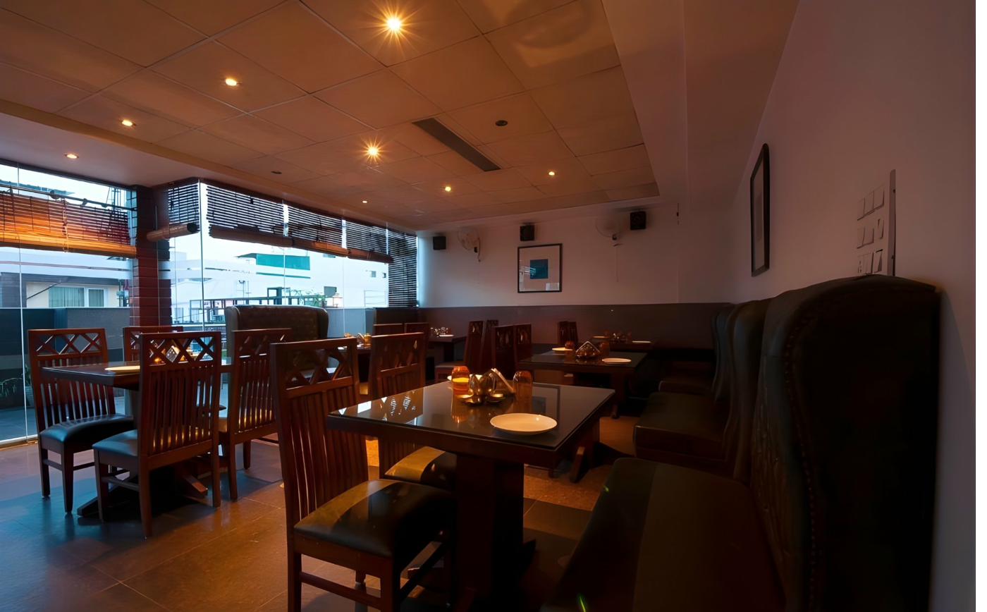 Luxury Bathroom with Bathtub