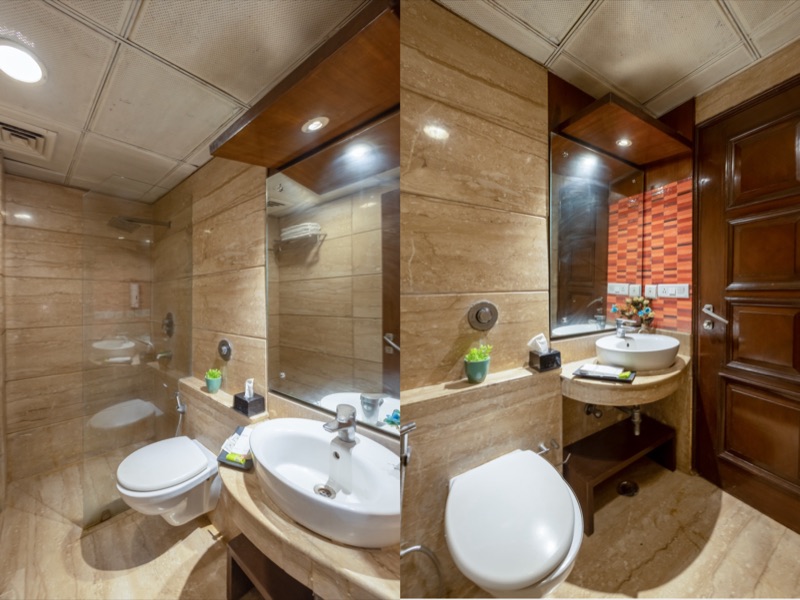 Jacuzzi & Baths at Hotel Aura New Delhi